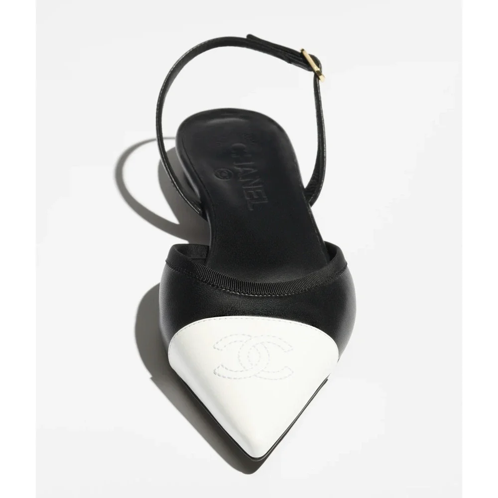 Chanel 26P Black White Pointed Toe CC Logo Slingback Ballet Ballerina Flat 38.5